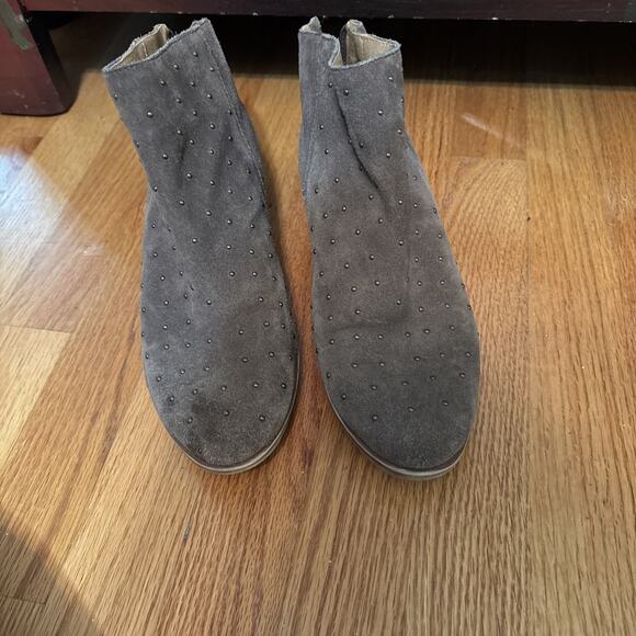 Lucky Brand Womens Size 8.5 M Brown Suede Zip Studded Ankle Fashion Boots Bootie - Picture 3 of 10